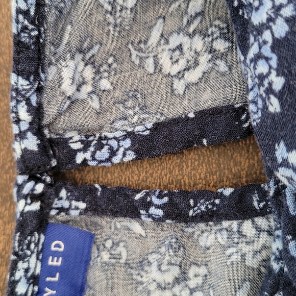 Blouse size Large - Picture 5 of 5